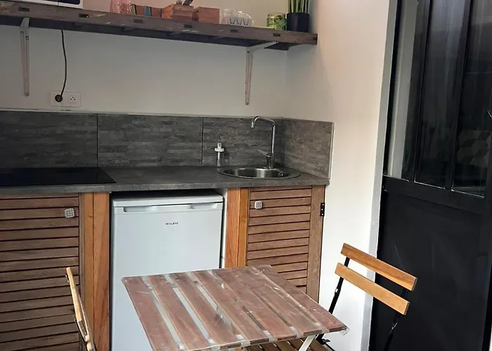 Atelier * سانت-ماندرييه-سور-مير